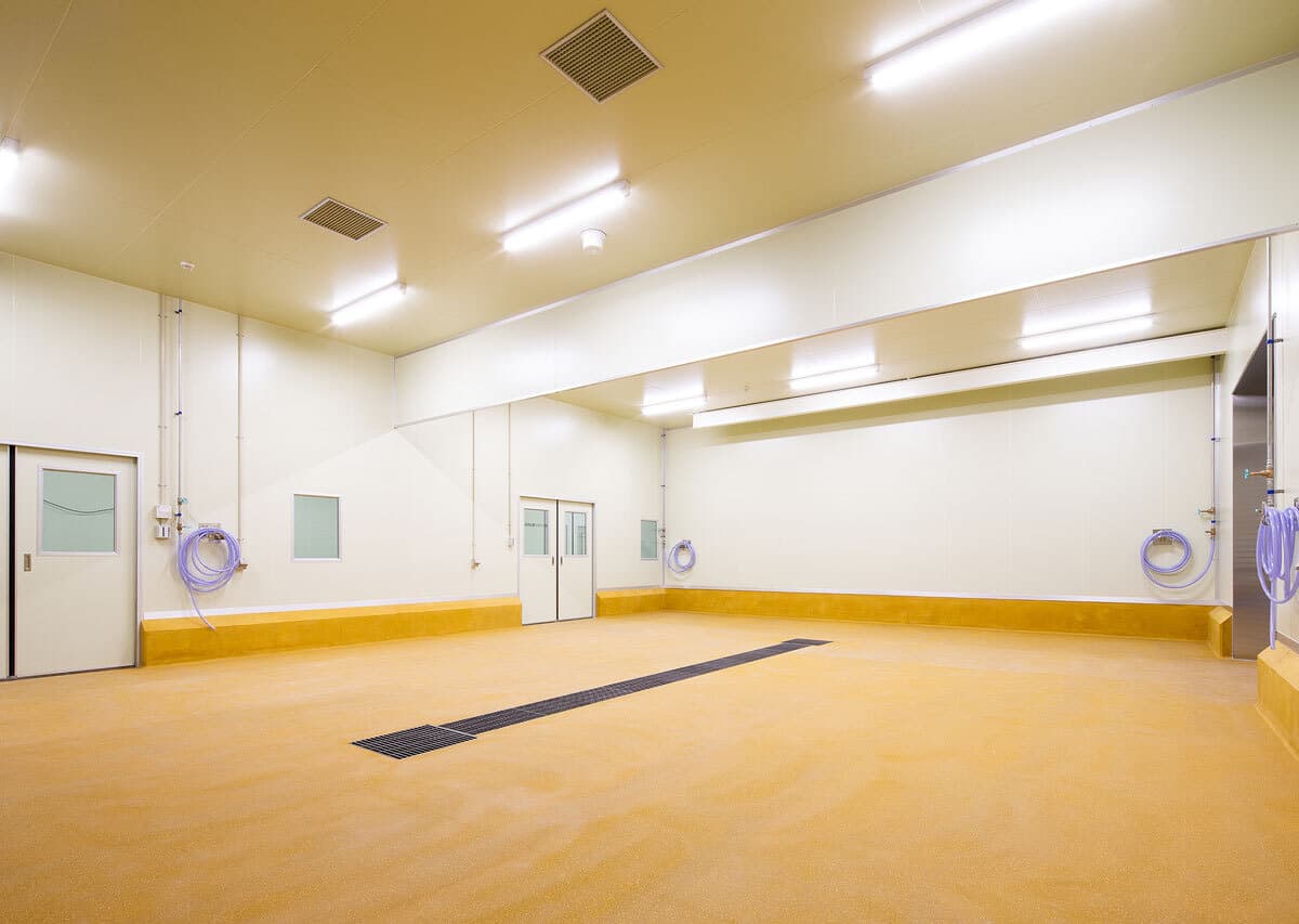 06_cleanroom.jpg